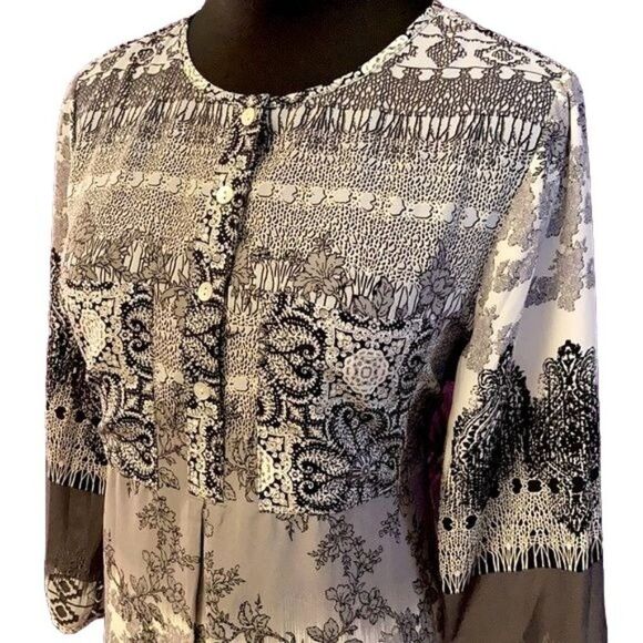 Fig & Flower Sheer Lightweight Tunic, Size Medium - Picture 5 of 9